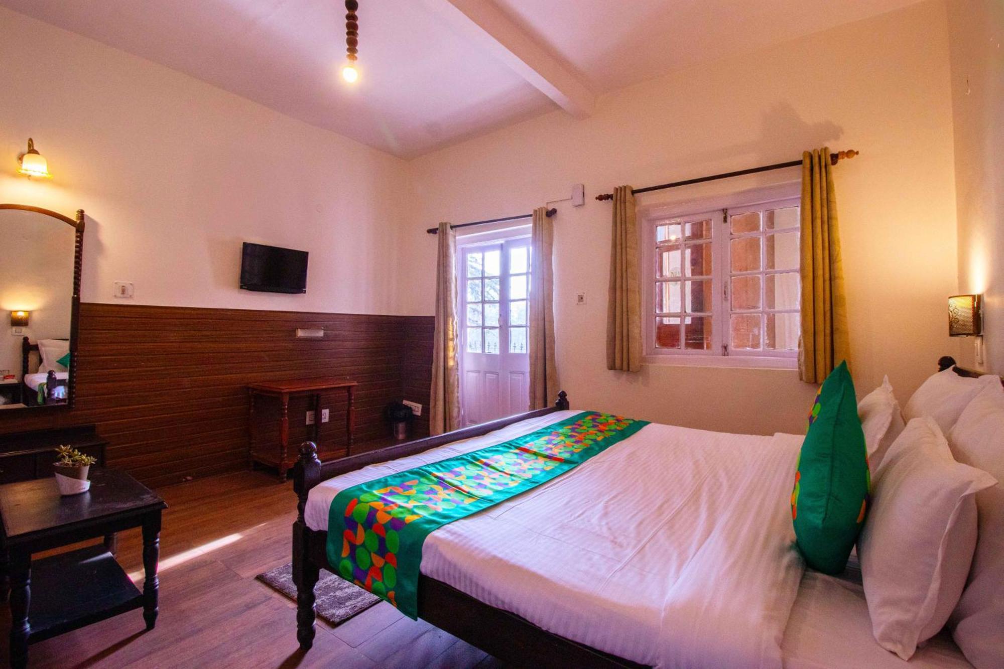 Treebo The Alpine Heritage Residency Shimla Bagian luar foto